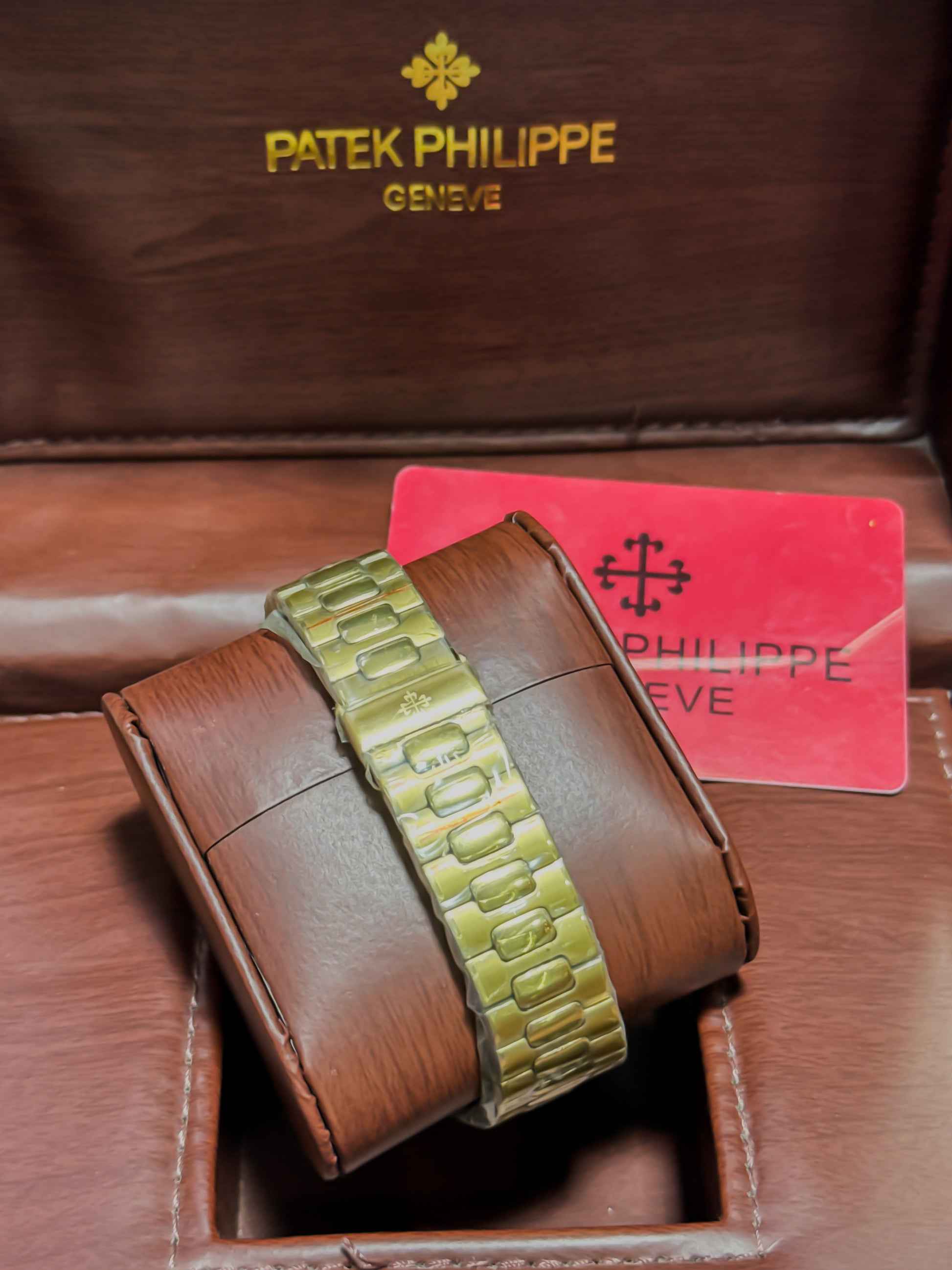 Patek Philippe Nautilus Golden - Black Dial - Master Edition