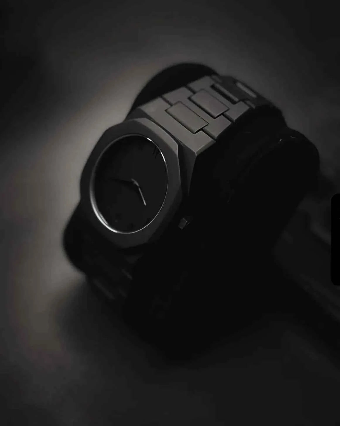 Arabic Aura Watch | Black - with Box