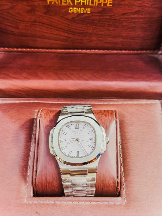 Patek Philippe Nautilus - Two Tone Automatic – Luxury Edition